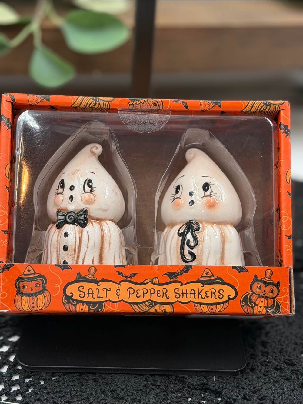 johanna parker kooky spooky ghost salt & pepper shakers nwt